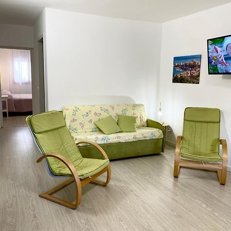Residence Le Rose 卡斯泰拉马莱 外观 照片
