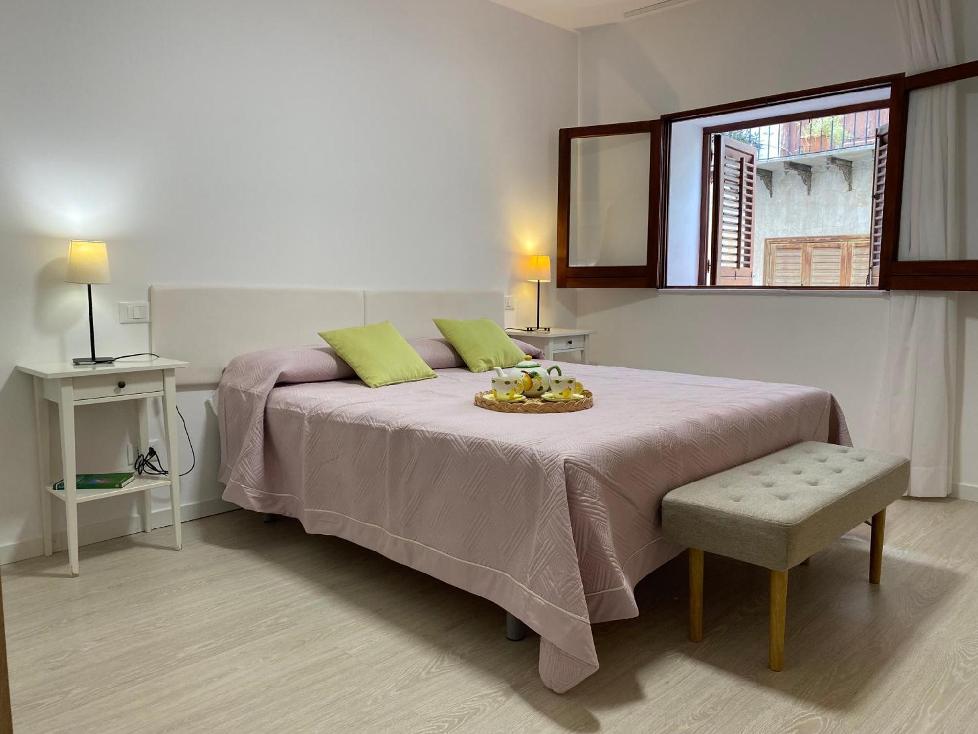 Residence Le Rose 卡斯泰拉马莱 外观 照片